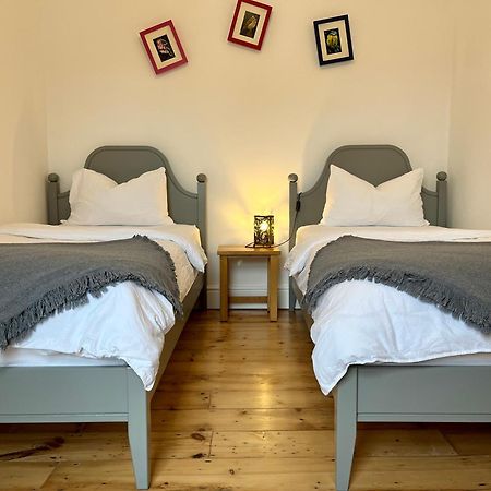 House With Parking, Short Stroll To Quay, Shops And Restaurants Villa Poole Eksteriør bilde