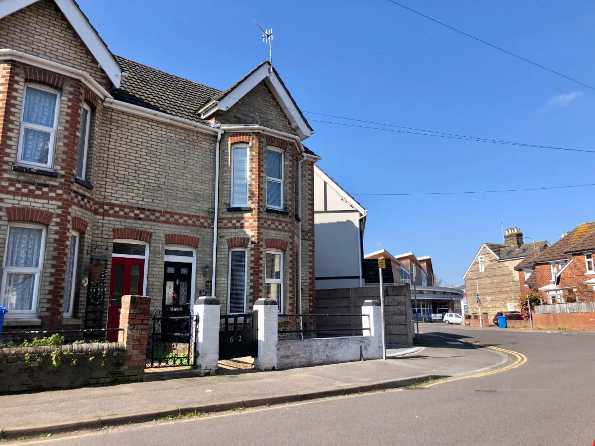 House With Parking, Short Stroll To Quay, Shops And Restaurants Villa Poole Eksteriør bilde