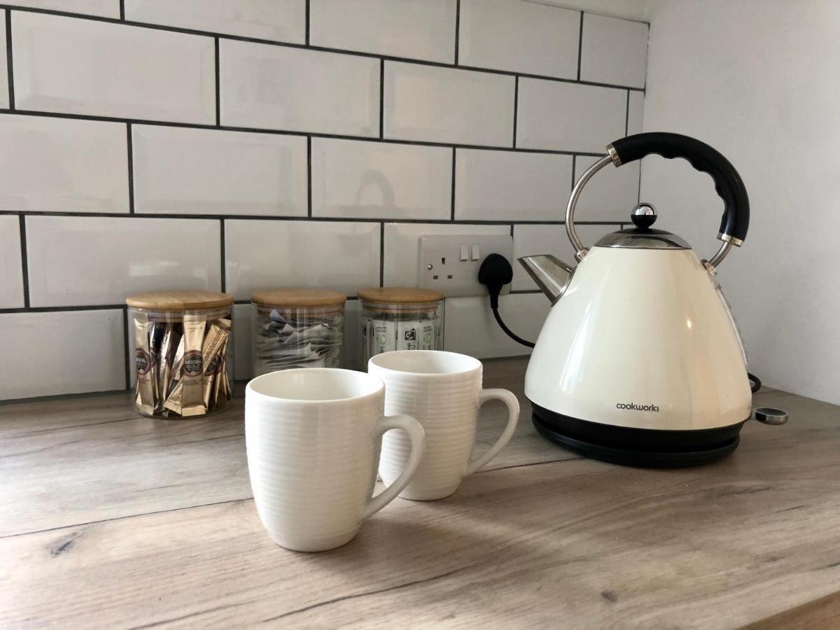House With Parking, Short Stroll To Quay, Shops And Restaurants Villa Poole Eksteriør bilde