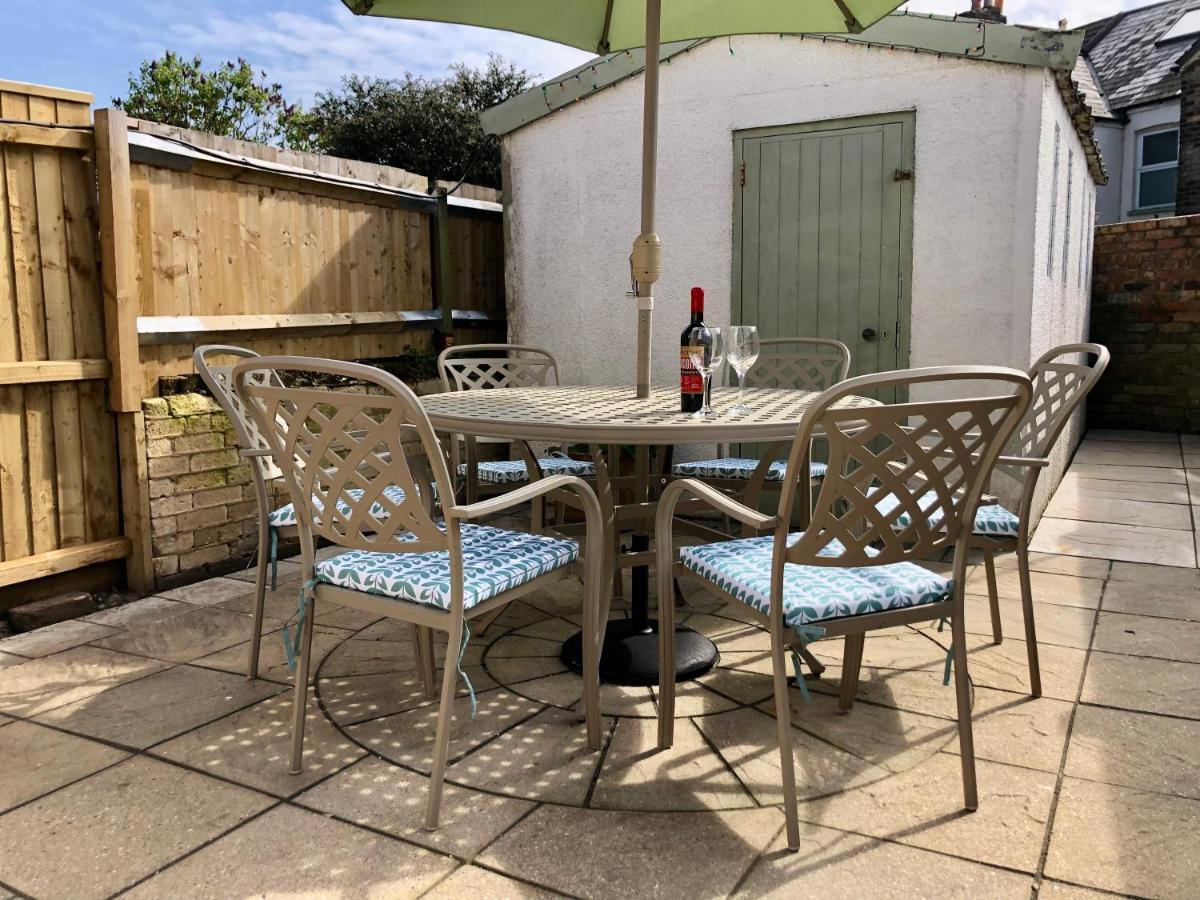 House With Parking, Short Stroll To Quay, Shops And Restaurants Villa Poole Eksteriør bilde